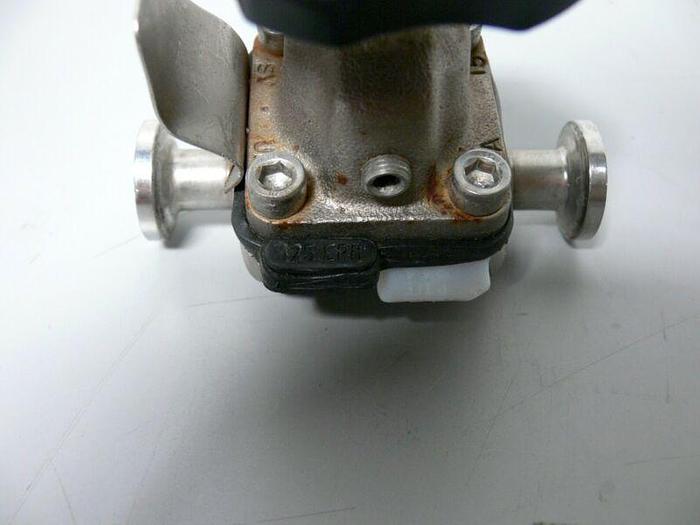 Used Saunders 08-17Rev Stainless Steel Diaphragm Valve w/ 1/2" Sanitary Fitting