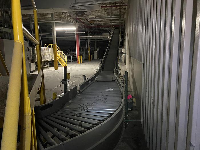 Used 1000 FEET OF ROLLER CONVEYOR WITH CURVING TRACK