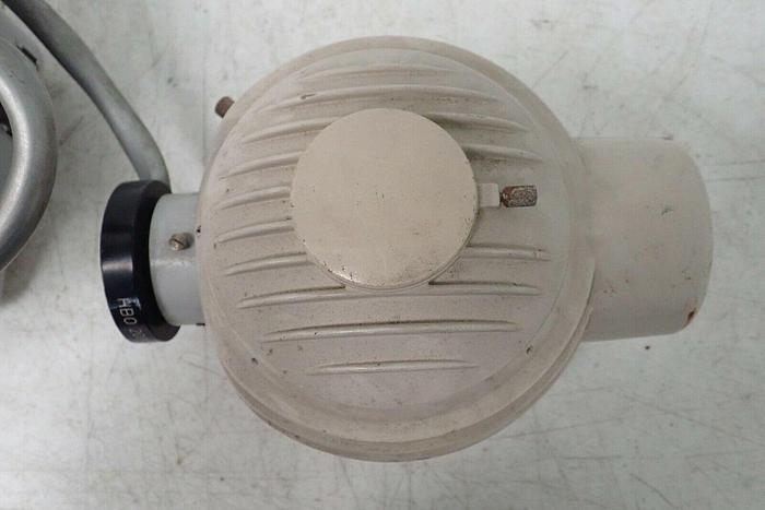 Used Carl Zeiss 39-26-34 220-240V Power Supply w/ HBO 200W/4 Illuminator Lamp Housing