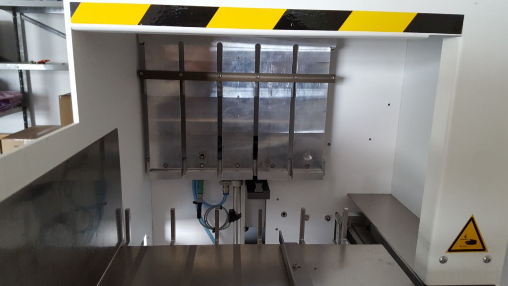 Used Hesse & knipps Magazine Handlers