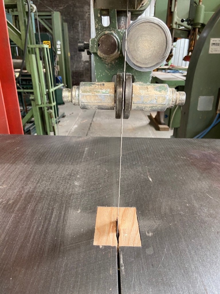 Usato Sega a nastro con motore 7,5 HP