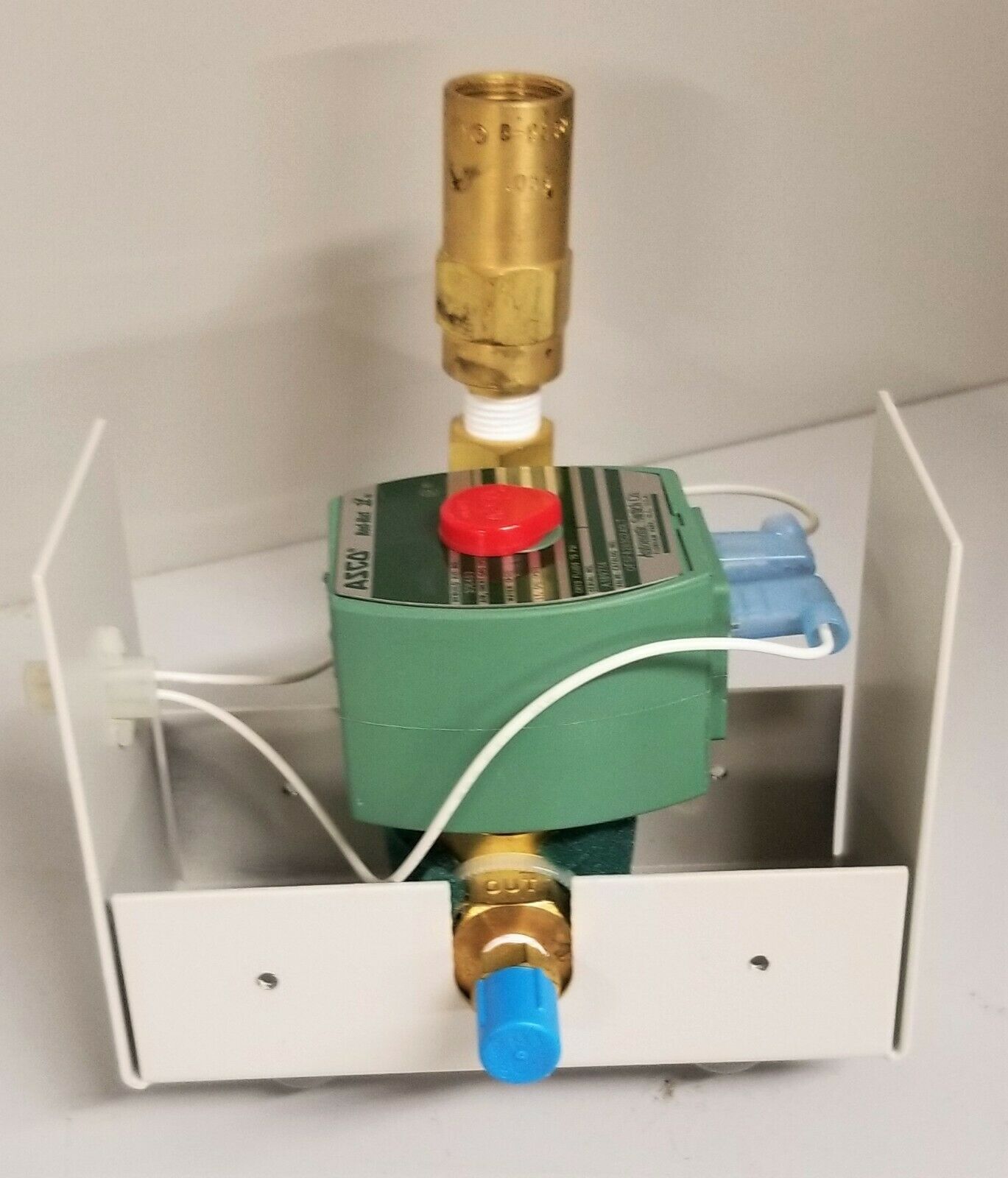 Used ASCO Red Hat II (OFSF-8263-G240LT) Solenoid Valve with Mount