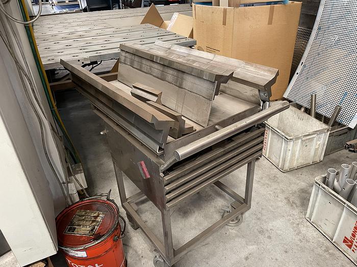 Gebruikt 2000 Fasti CNC zetbank (Verwacht)