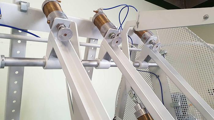 Refurbished Stromab ST2500 Rotary gluing press, year 2009