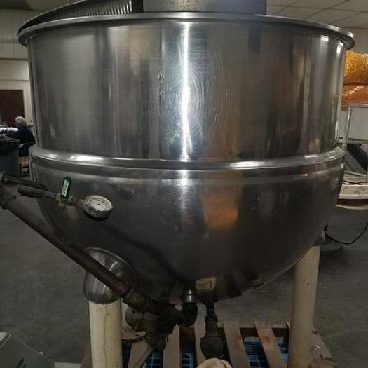 Used GROEN RA-150 SINGLE AGITATION/SCAPE "DIRECT" STEAM KETTLE, 125 PSI, #316 S/S (STOCK #814).