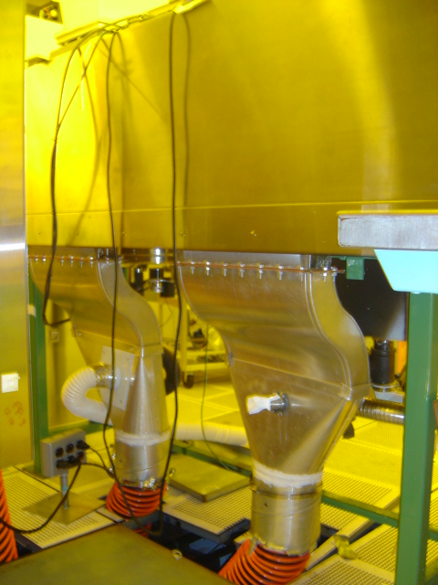 Used Polyimide Apply Hood