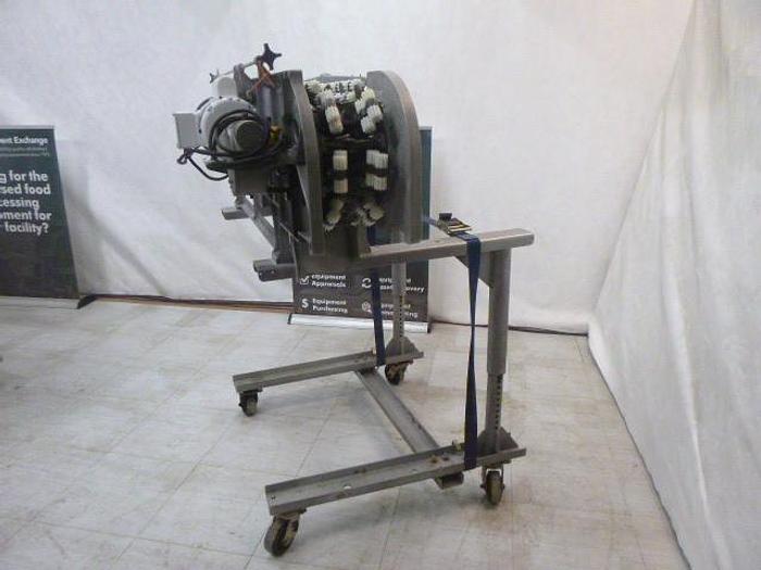 Used Foamco Linker with Stand; Md#JY