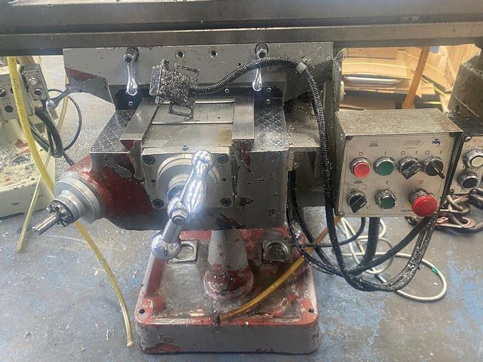 Used 2000 Semco LC1-1/2 VS Manual Turret Milling Machine for Sale i...