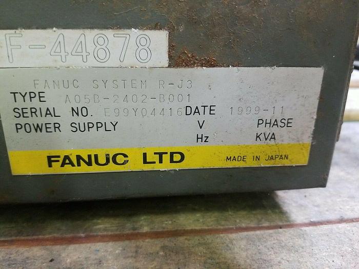 Used FANUC ROBOT ARC MATE 100i . FANUC TYPE A05D-2402-B001 RJ-3 controller