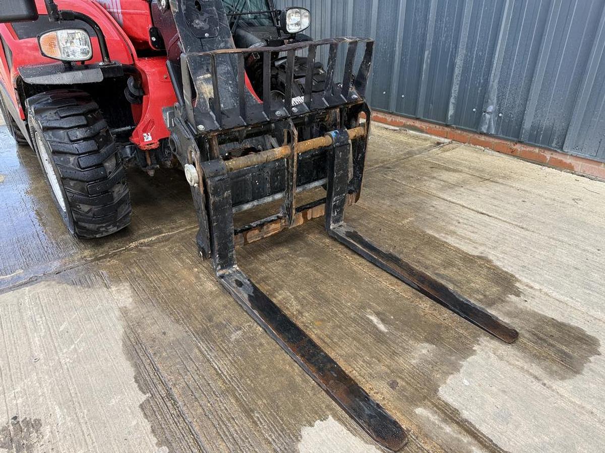 Used Manitou MT 625 H 6m Telehandler