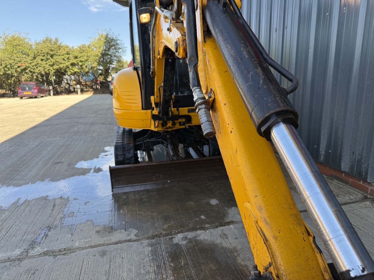 Used 2020 JCB 8025 ZTS
