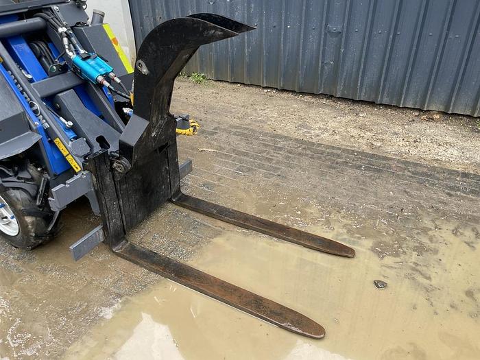 Used MULTIONE 2.3 EFI