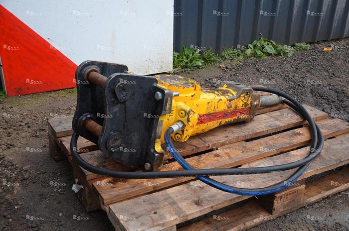 Used ATLAS COPCO SB152