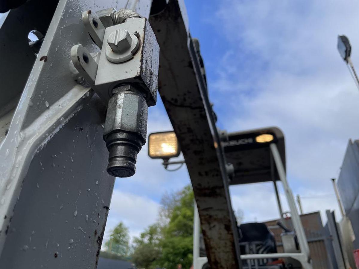 Used Takeuchi TB216 1.8t Mini Excavator