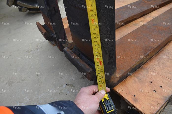 Used FORKLIFT PALLET FORKS