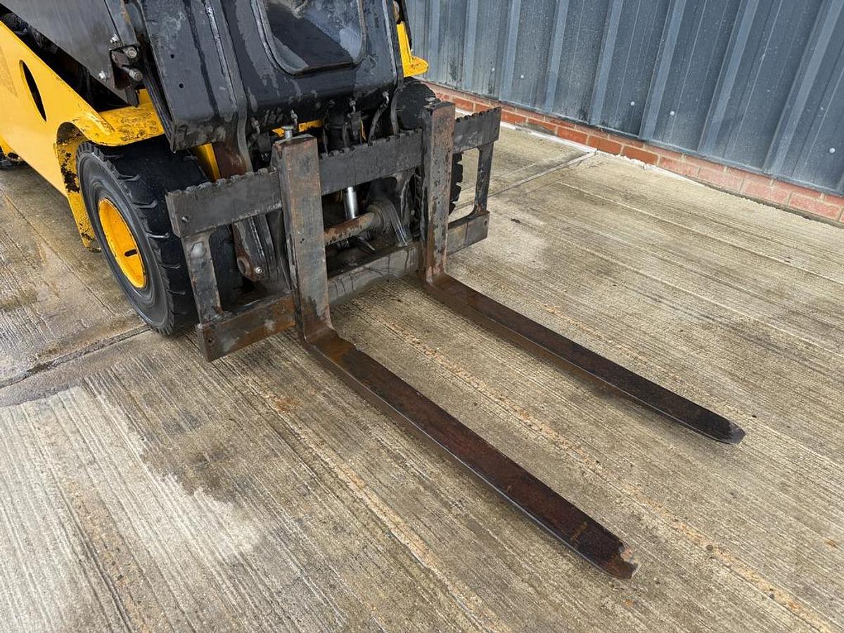 Used JCB TLT35D Teletruk 3.5t Telehandler