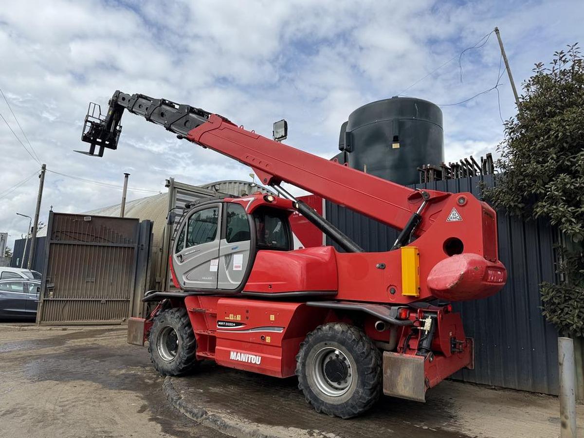 Used Manitou MRT 3050+ 30m ROTO Telehandler