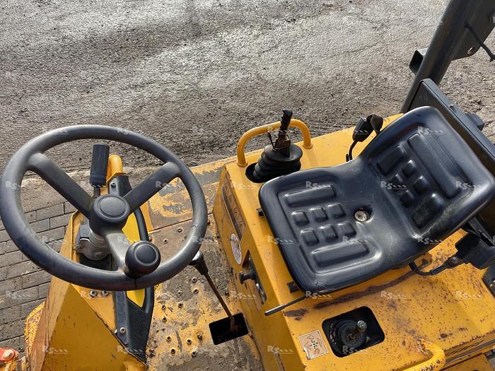 Used THWAITES 3 TONNE