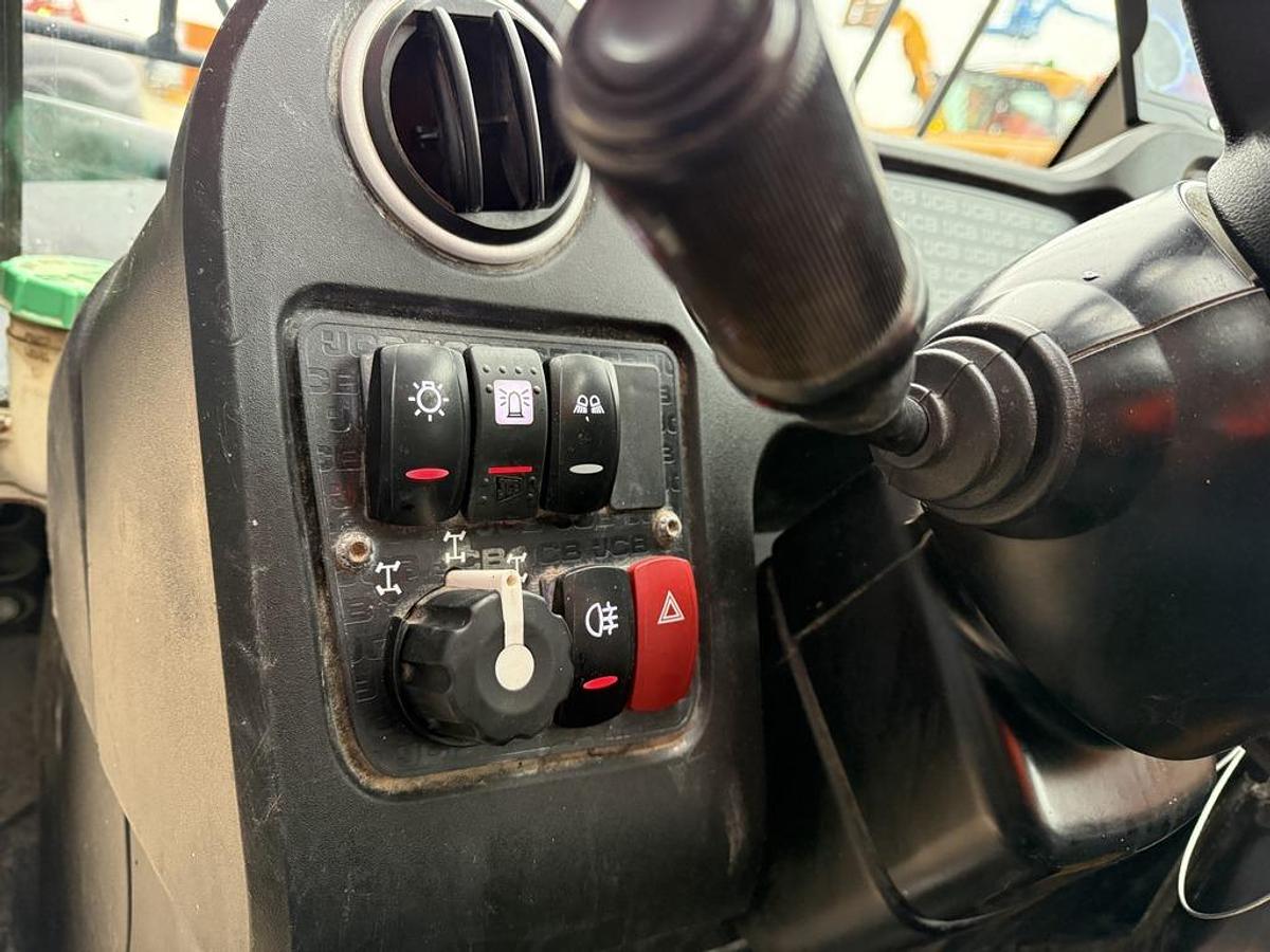 Used JCB 525-60 2.5t 6m Telehandler