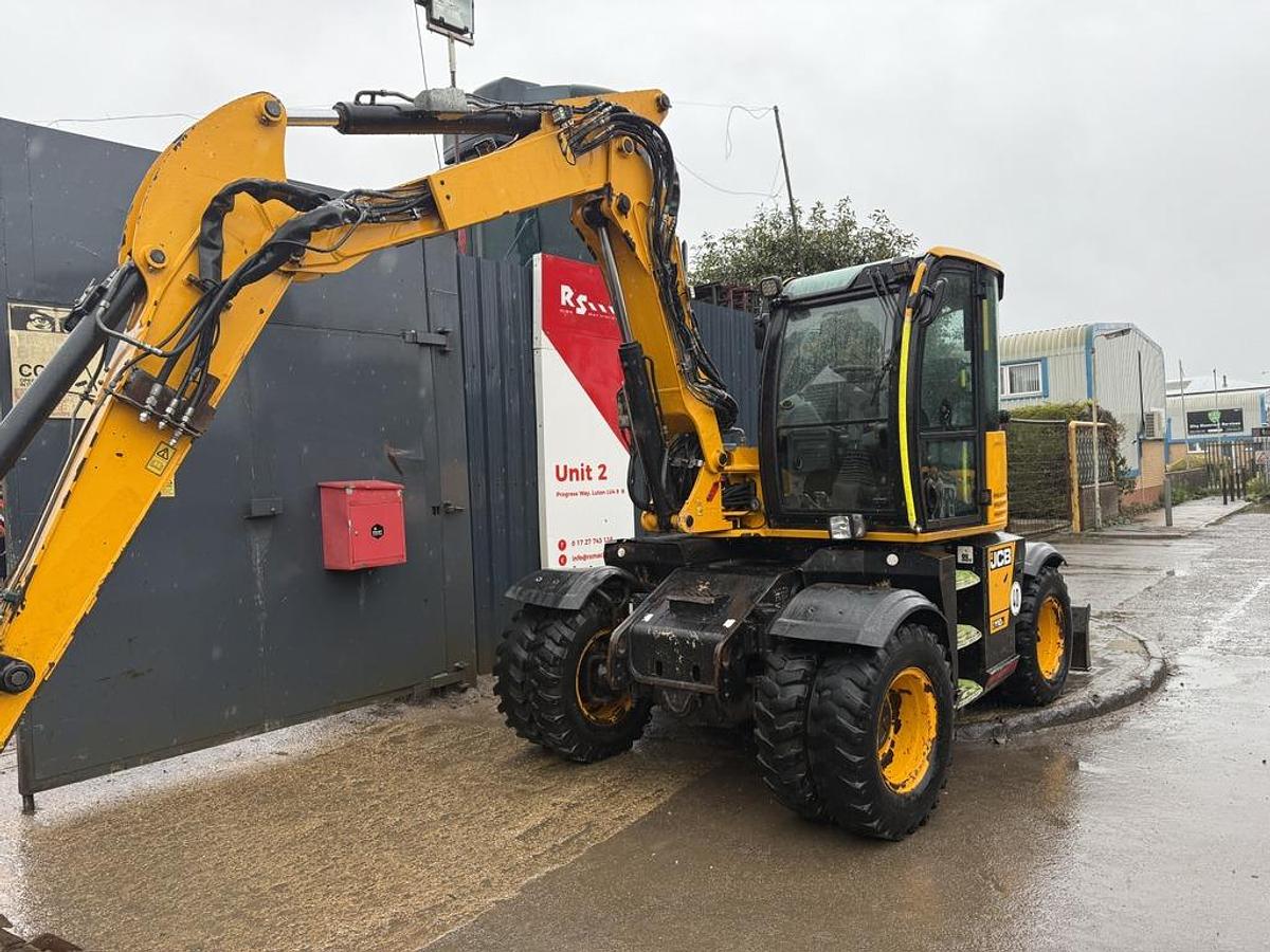 Used JCB Hydradig 110W Excavator