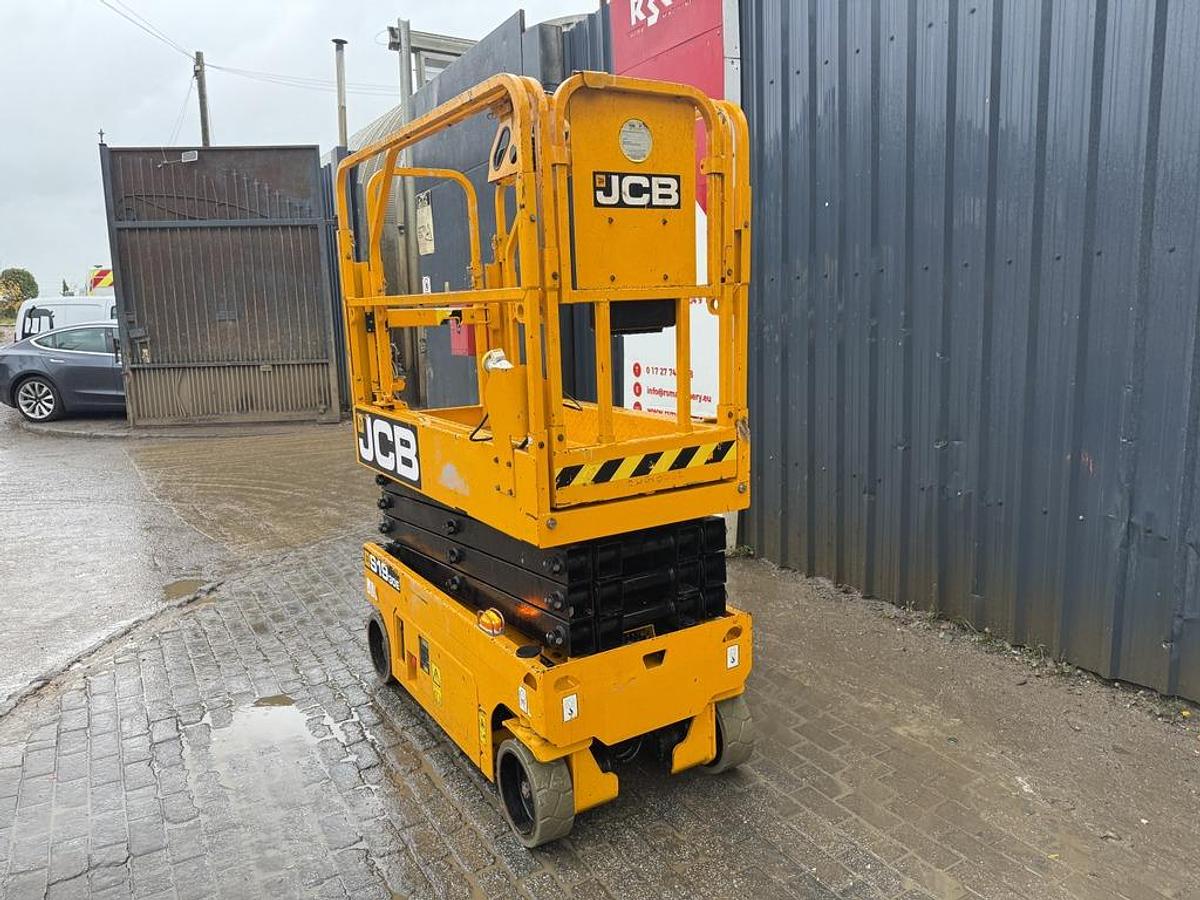 Used JCB S1930E 8m Electric Scissor Lift