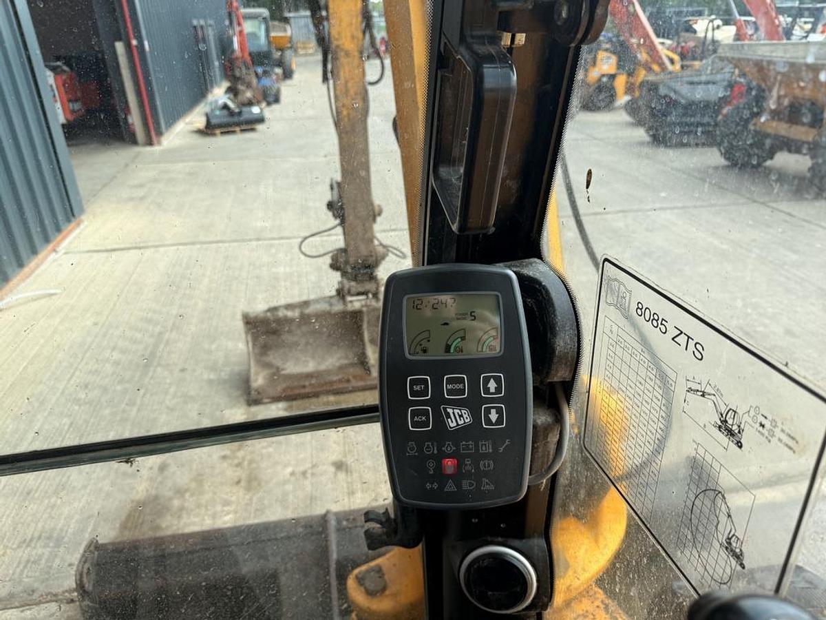 Used JCB 8085 ZTS 8t Mini Excavator