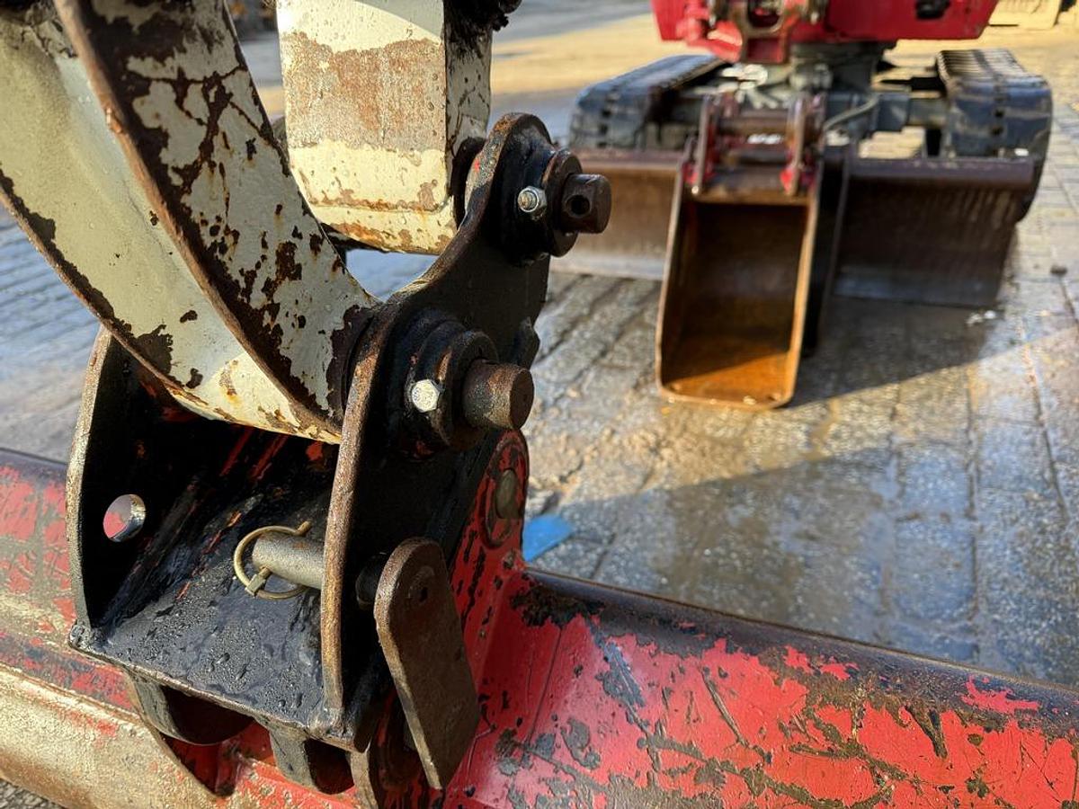 Used Takeuchi TB216 1.8t Mini Excavator