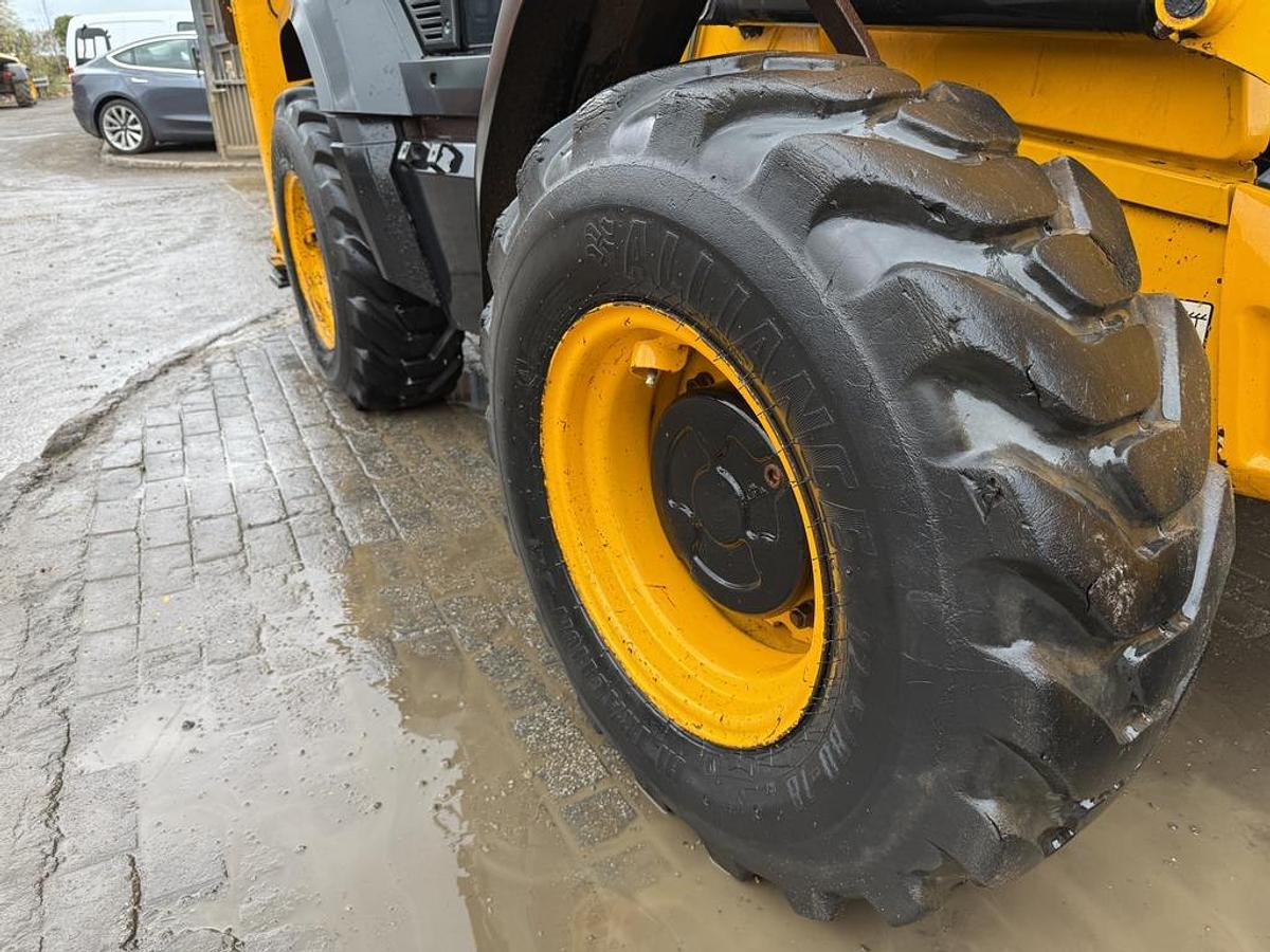 Used JCB 3CX Compact Backhoe Loader