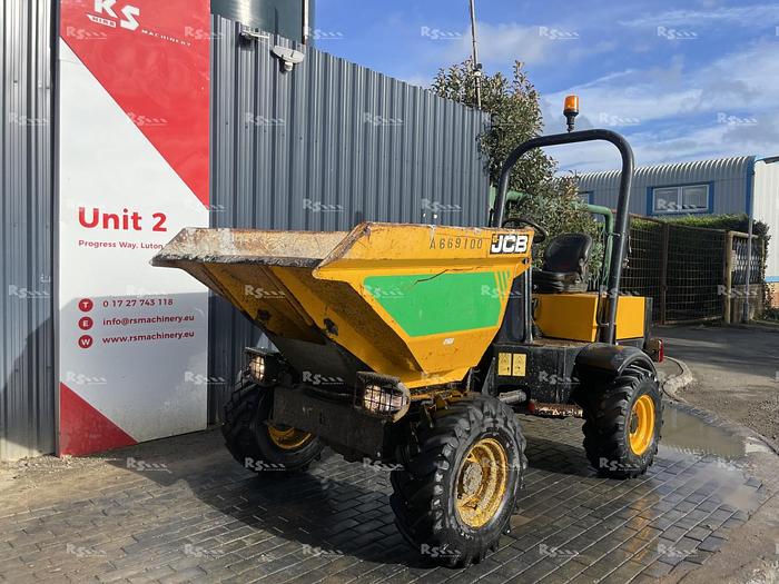 Used JCB 3TSTM