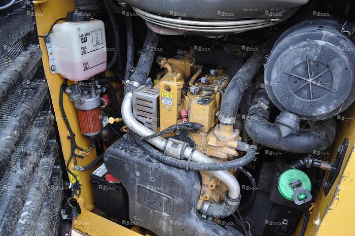 Used CATERPILLAR 279D