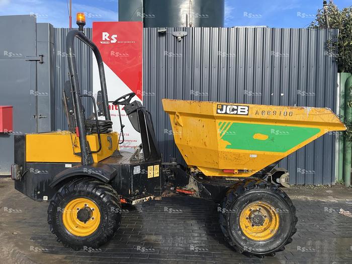 Used JCB 3TSTM