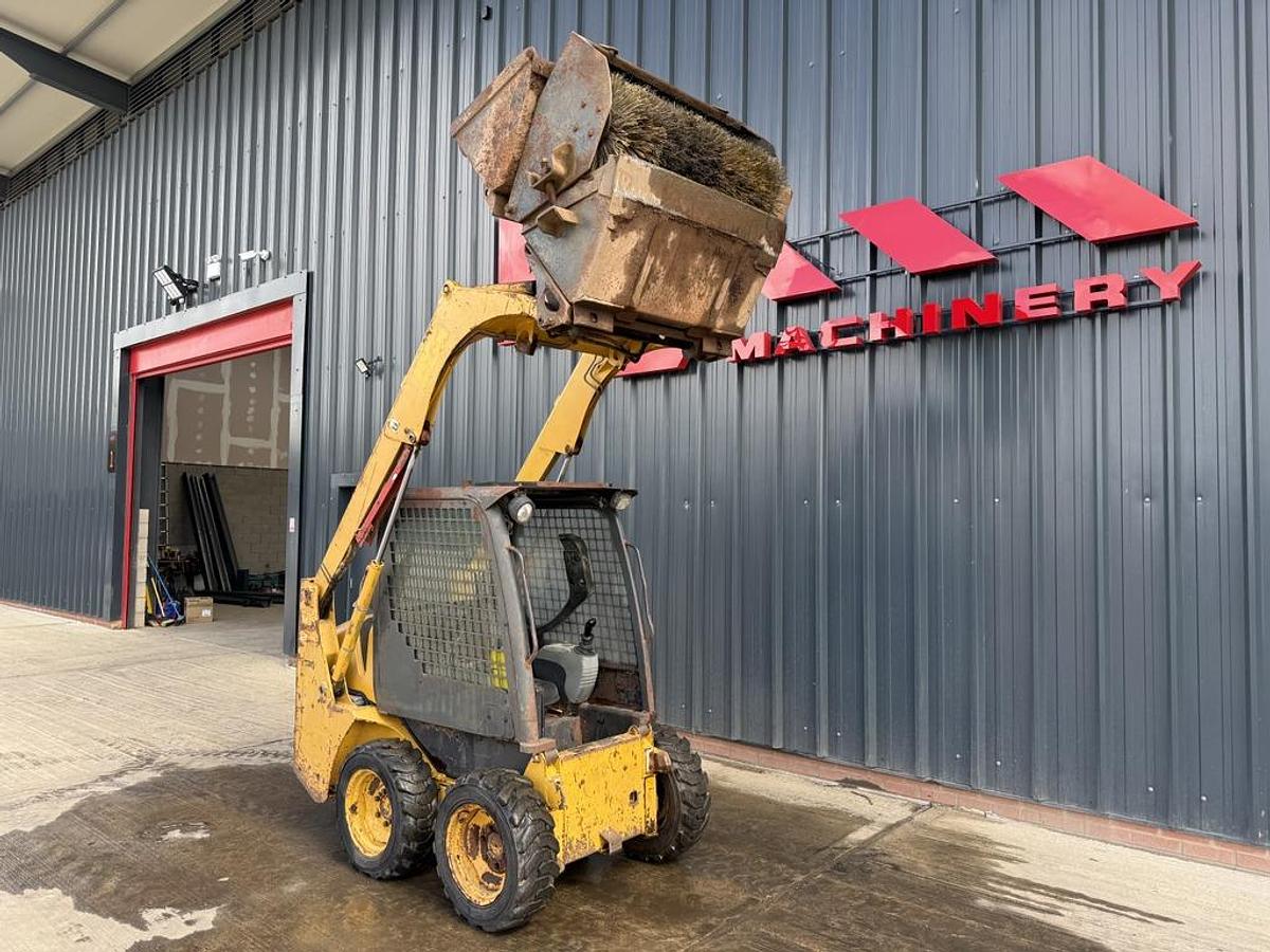 Used Komatsu SK510 Skid Steer Loader