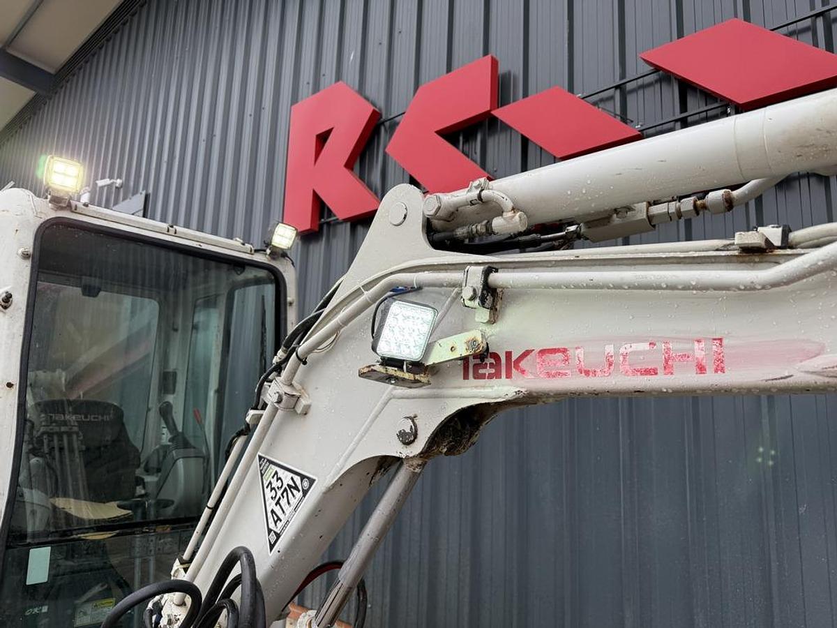Used Takeuchi TB225 2.4t Mini Excavator