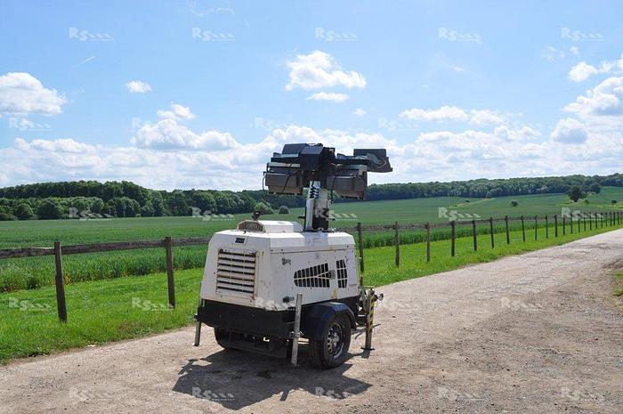 Used TOWER LIGHT SUPERLIGHT VT-1