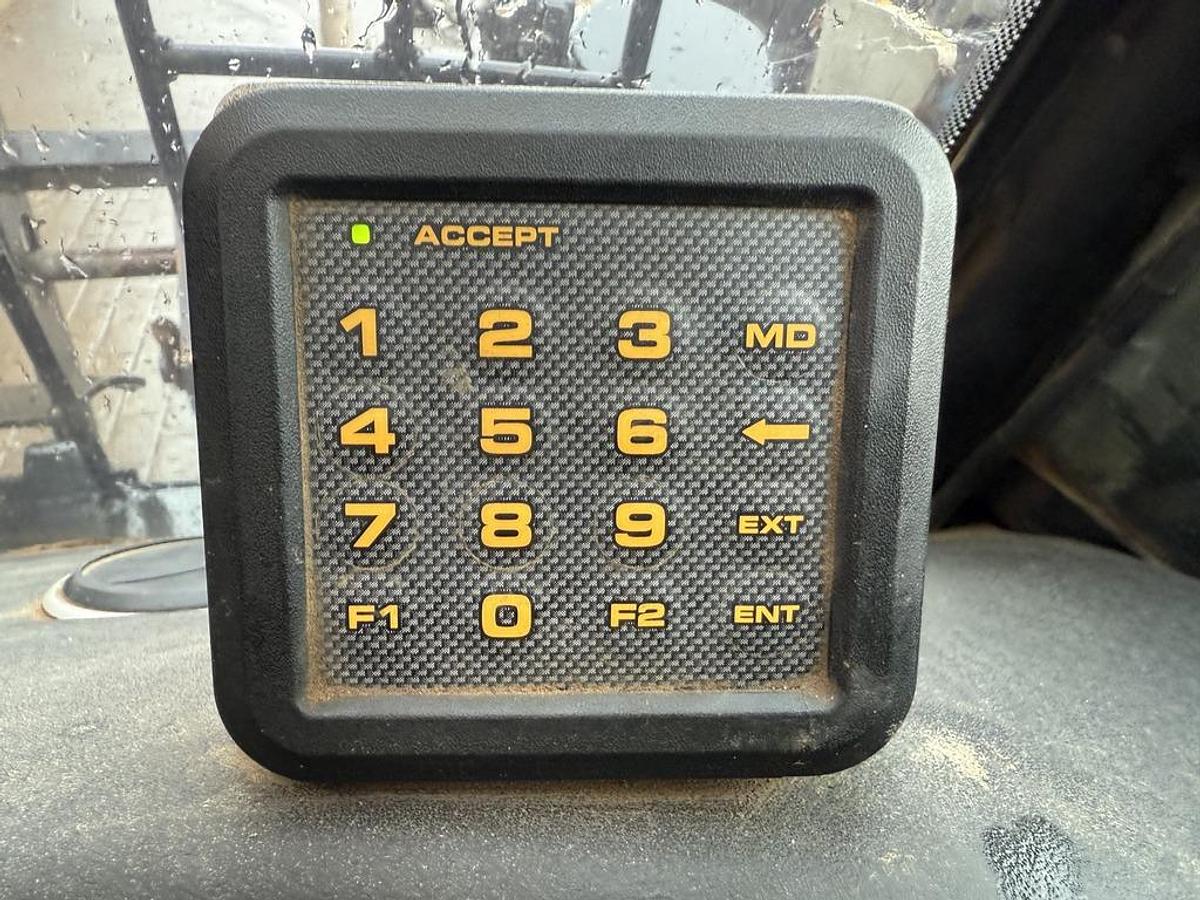 Used JCB 516-40 4m Telehandler