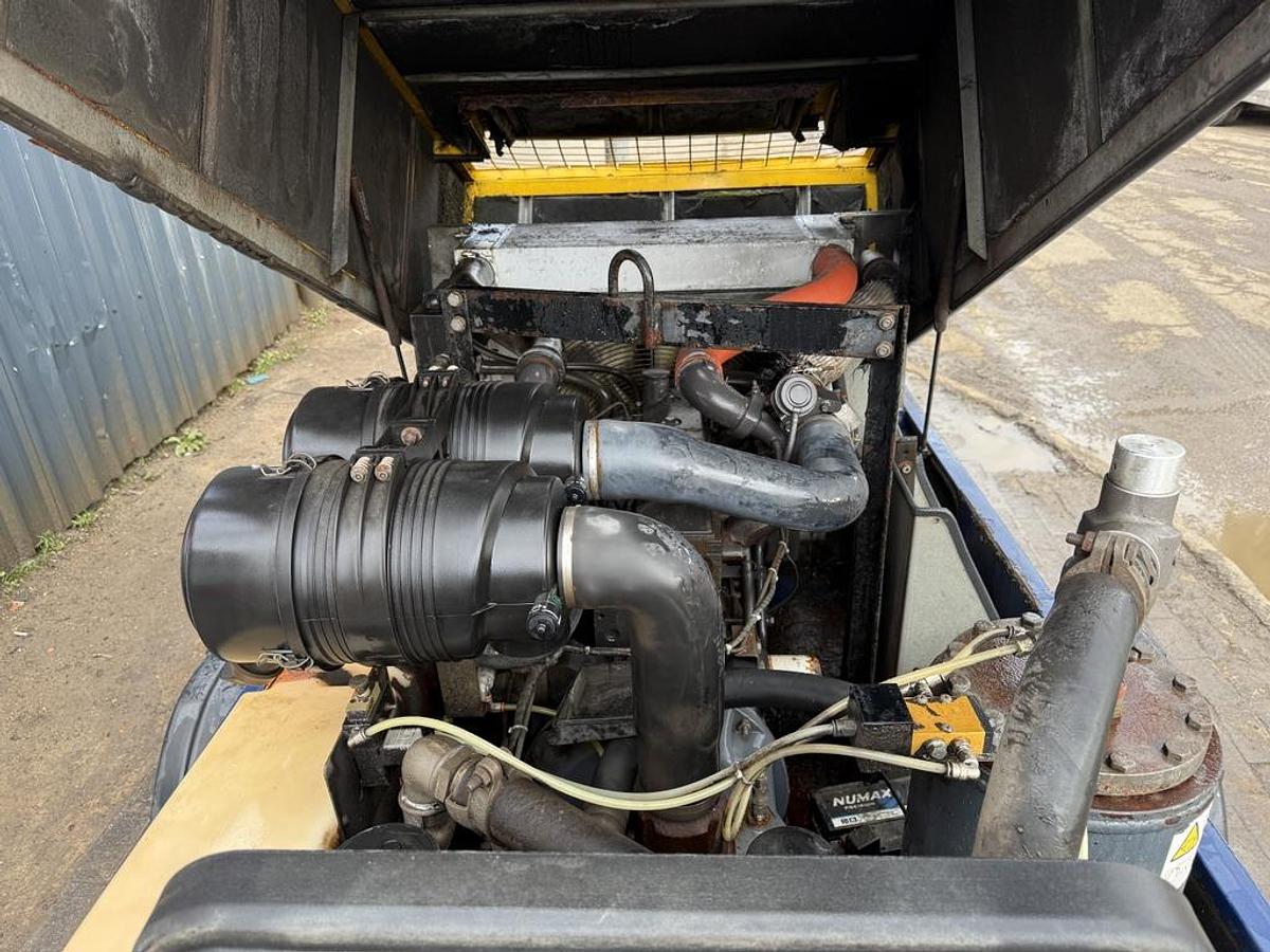 Used CompAir C55-14 5.5 m3/min Compressor