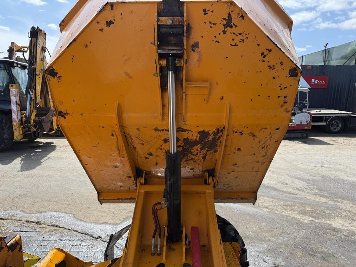 Used Thwaites 3 Tonne Swivel Dumper
