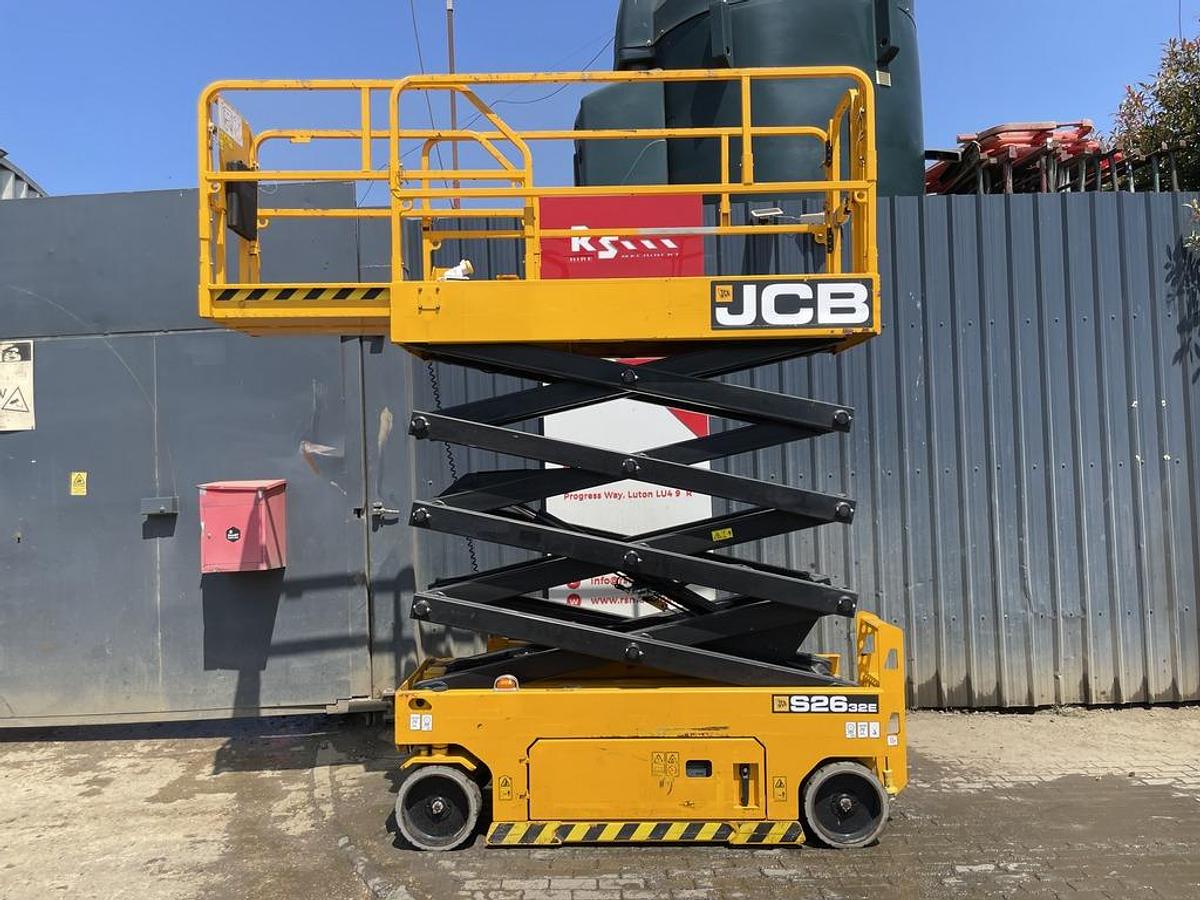 Used JCB S2632E 10m Electric Scissor Lift