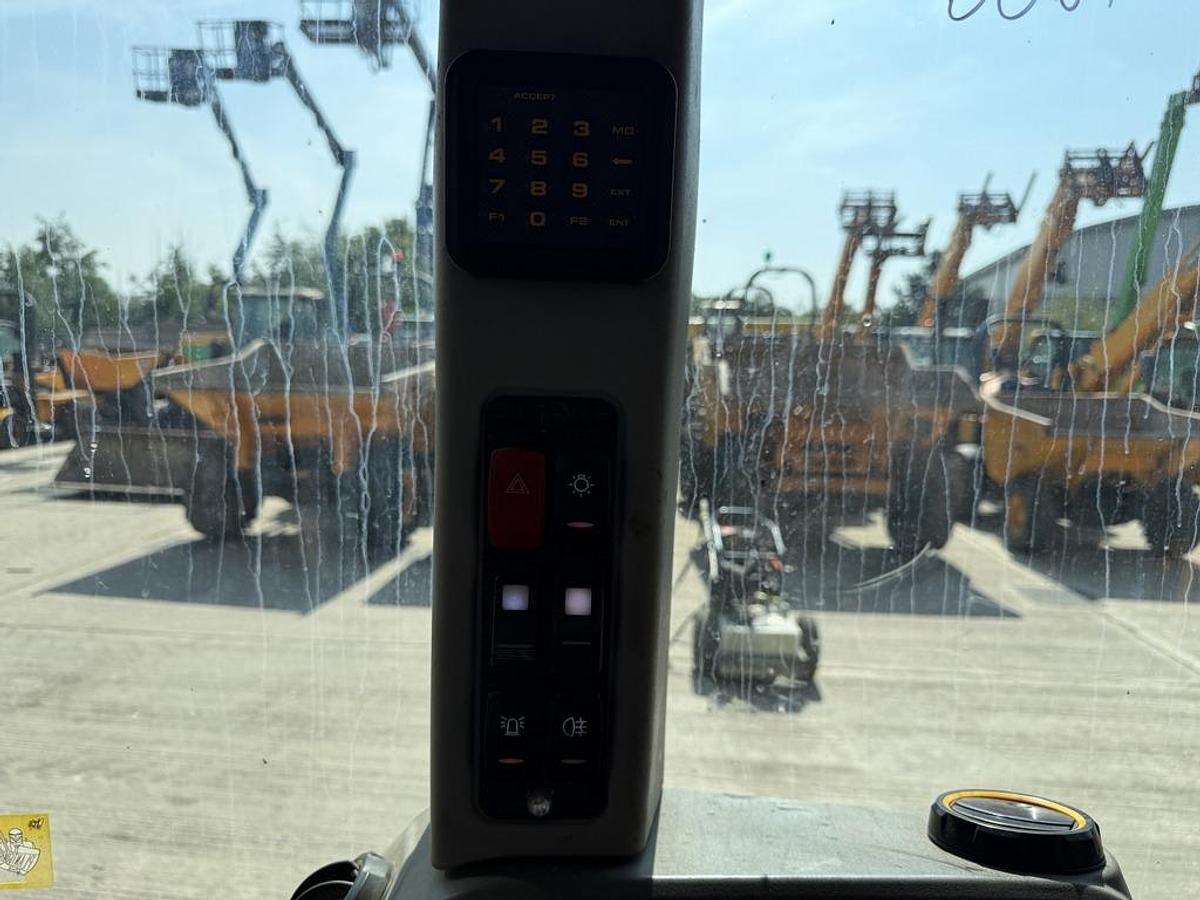 Used JCB 3CX Compact Backhoe Loader