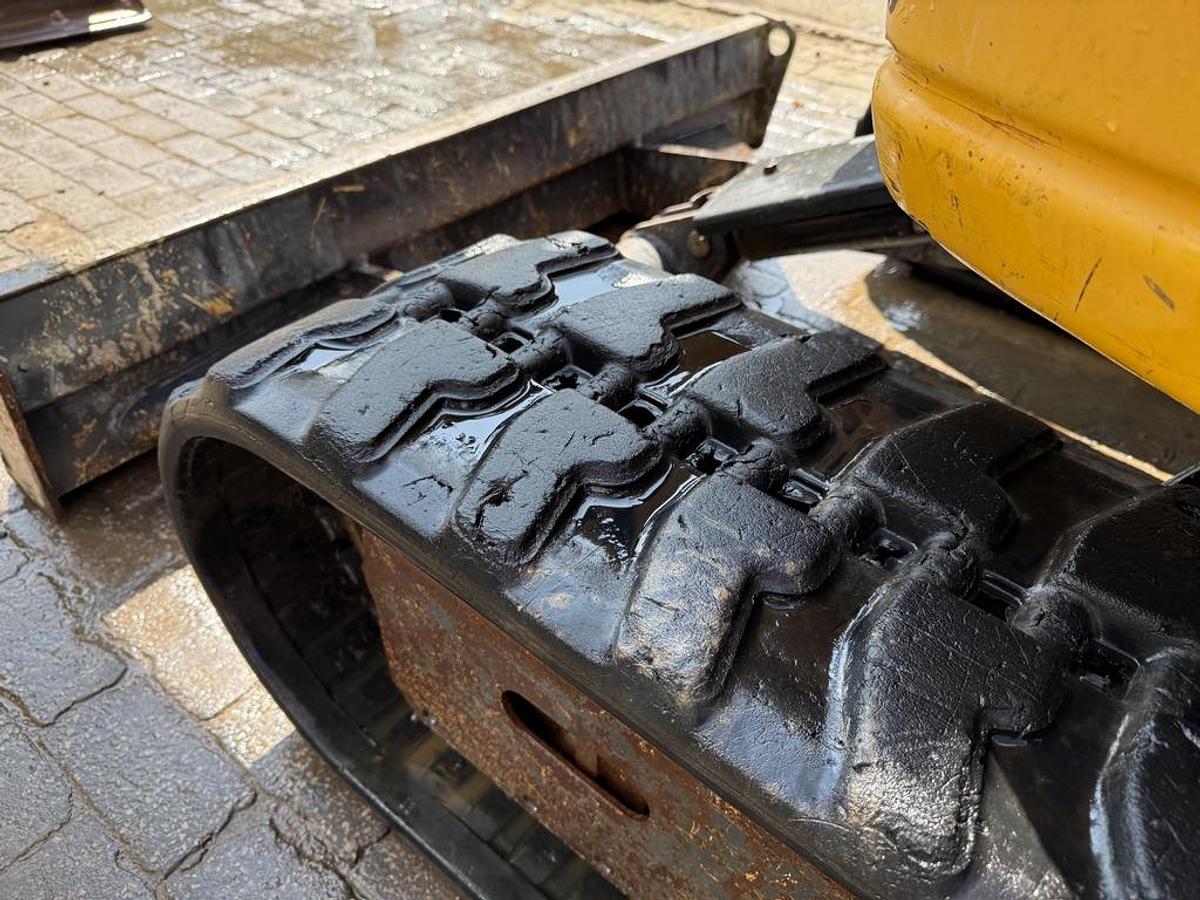 Used Komatsu PC26 MR-3 2.7t Mini Excavator