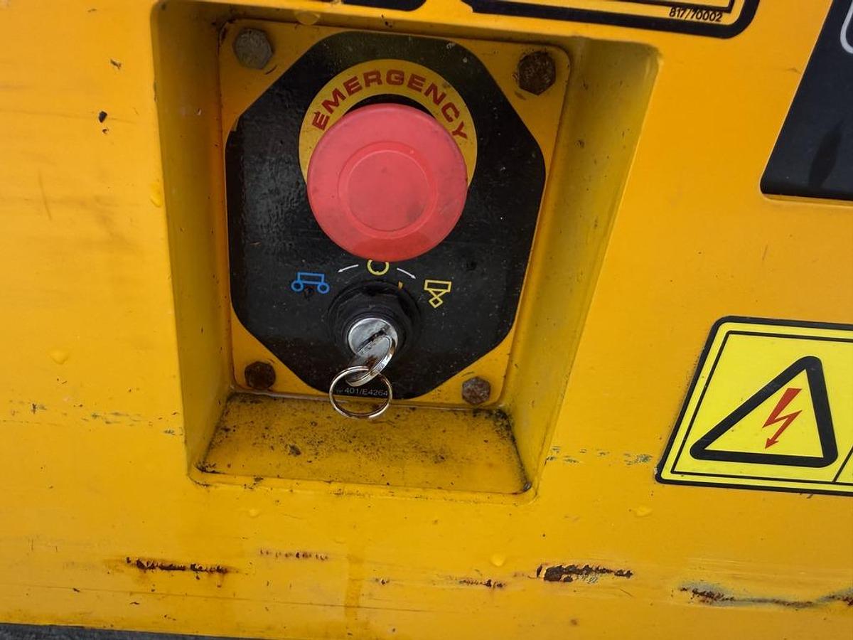 Used JCB S3246E 12m Electric Scissor Lift