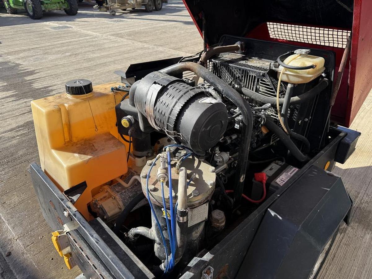 Used Doosan 7/31E 3 m3/min Compressor