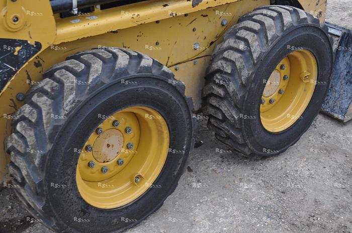 Used CATERPILLAR 216 B3