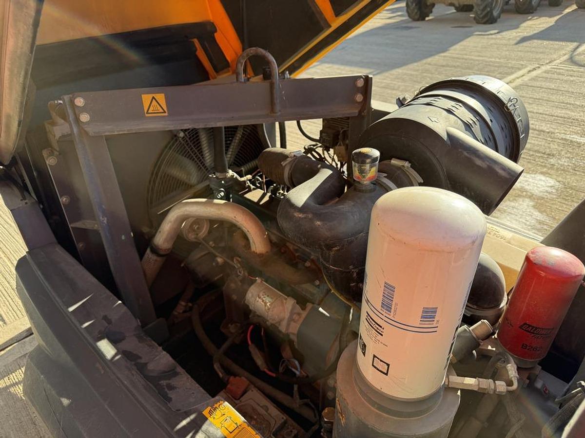 Used Atlas Copco XAS67 3.6 m3/min Compressor