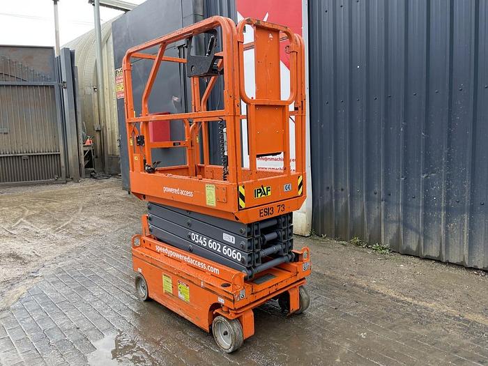 Used DINGLI 5.6m ELECTRIC SCISSOR LIFT