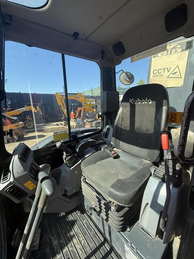 Used KUBOTA U55-4