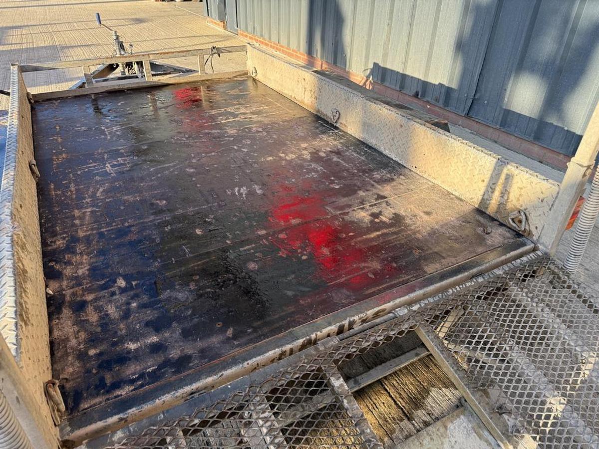 Used Indespension AD2800 3.5t Plant Trailer