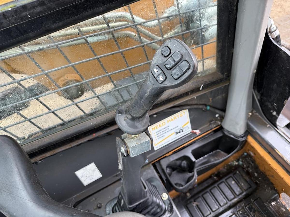 Used Case SR130B Skid Steer Loader