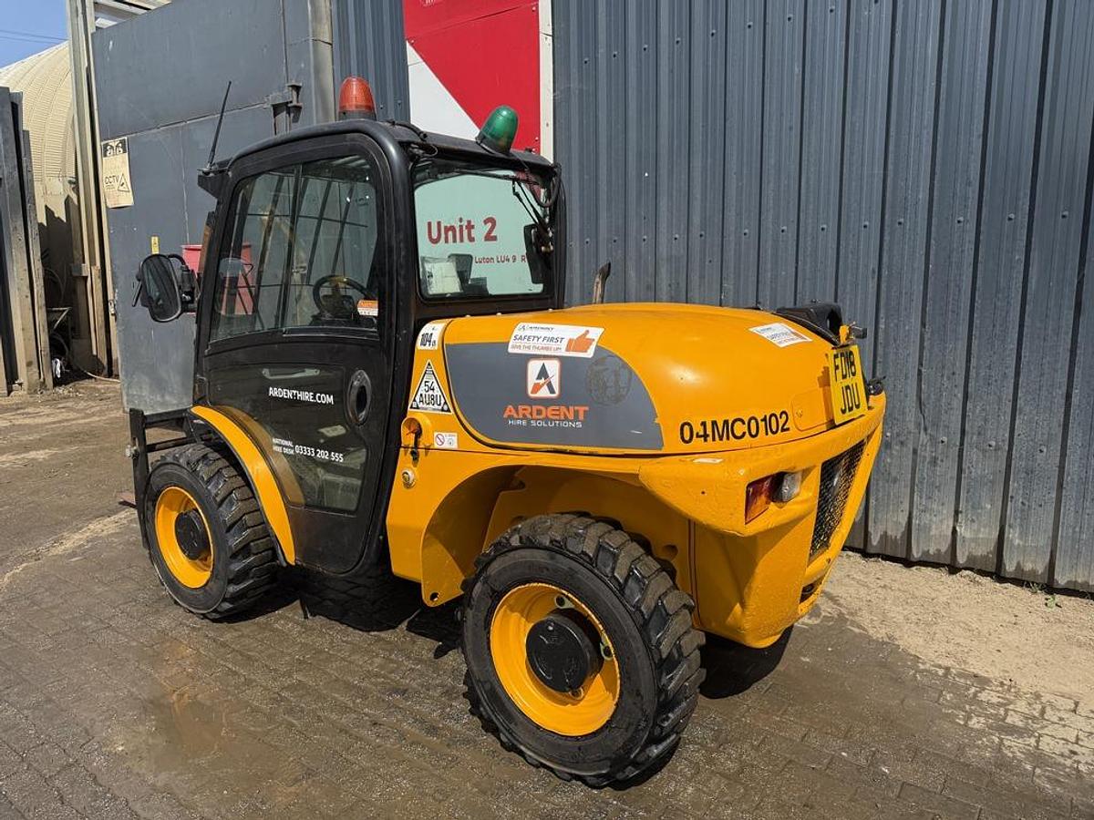 Used JCB 520-40 2t 4m Telehandler