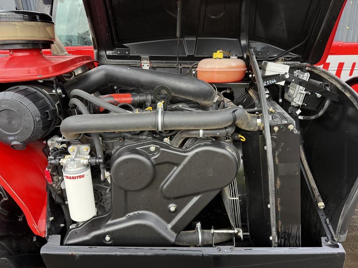 Used Manitou MT 733 7m Telehandler